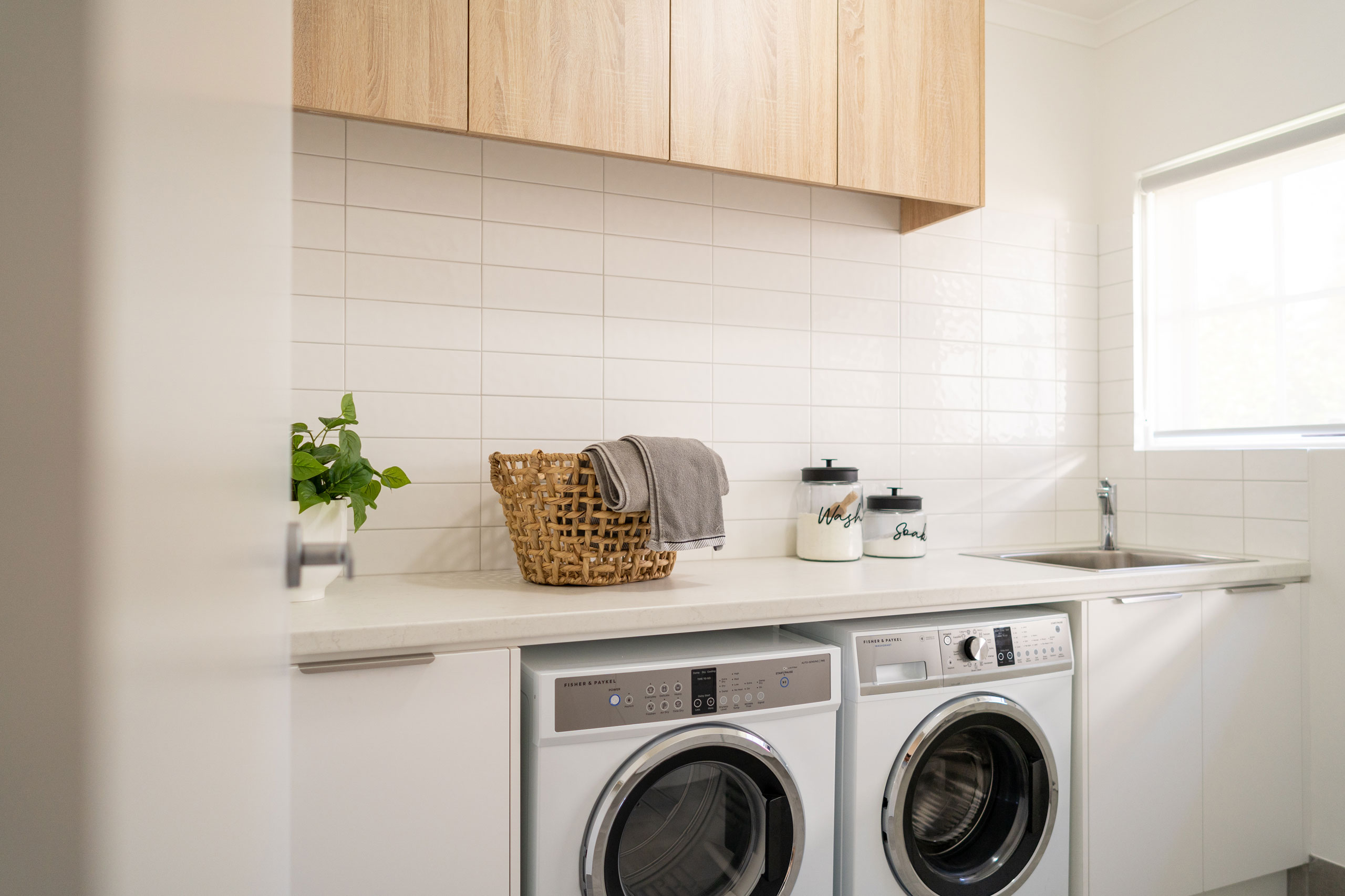 Feature Woodgrain Laundry - Farquhar Kitchens