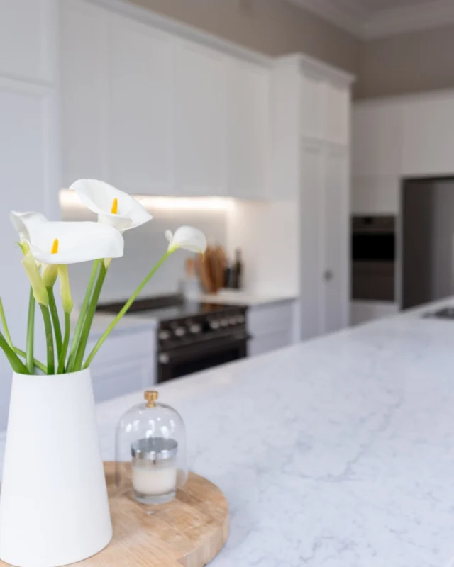 "I liked that I could see a lot of the details I wanted to include in the Farquhar showroom. It was one of the big advantages" - Owner
Our Farquhar Showrooms are open Saturday from 9am to 3pm. Pop in and see our stunning displays, we'd love to see you!
